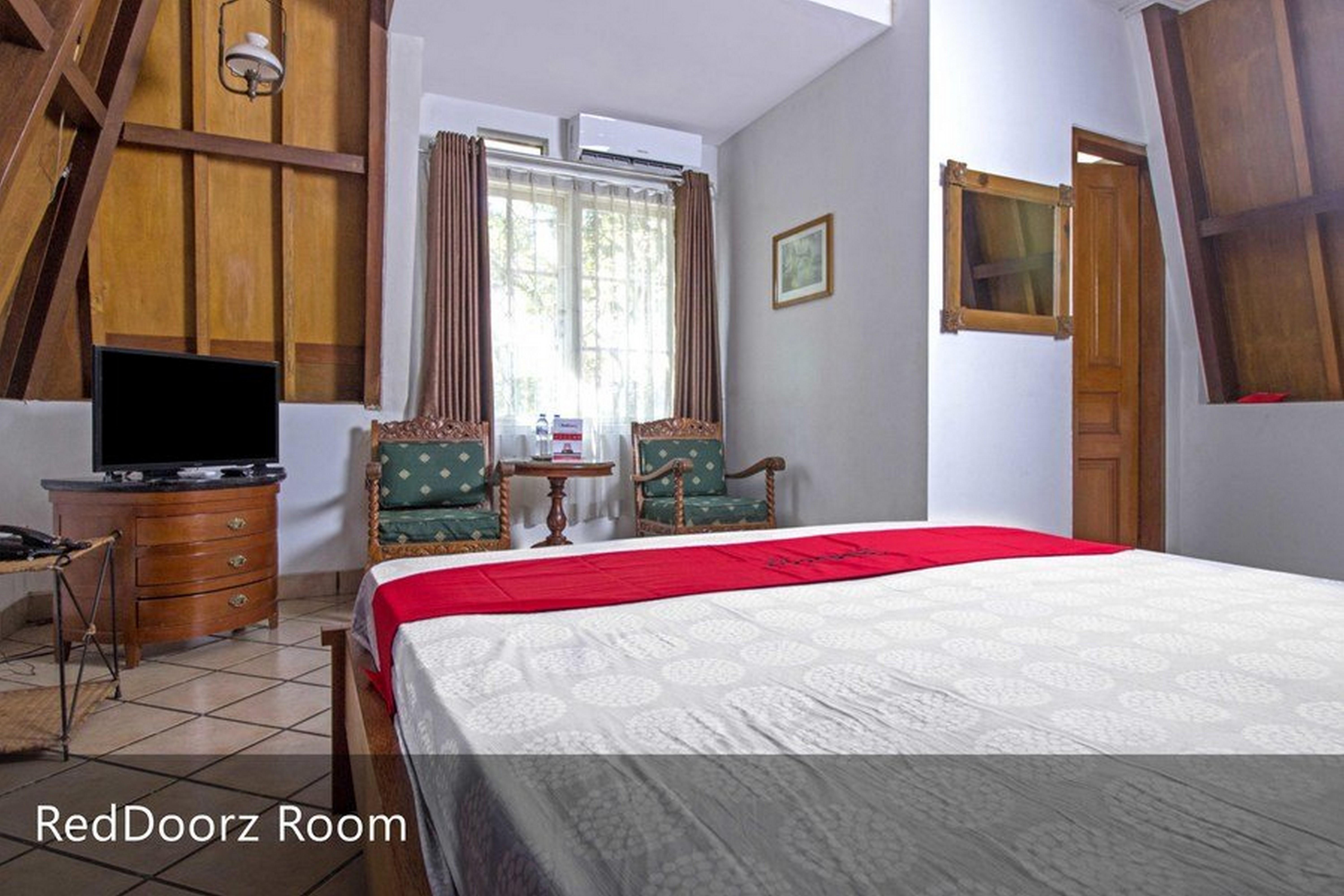 Reddoorz Plus Near Parahyangan University Bandung Extérieur photo