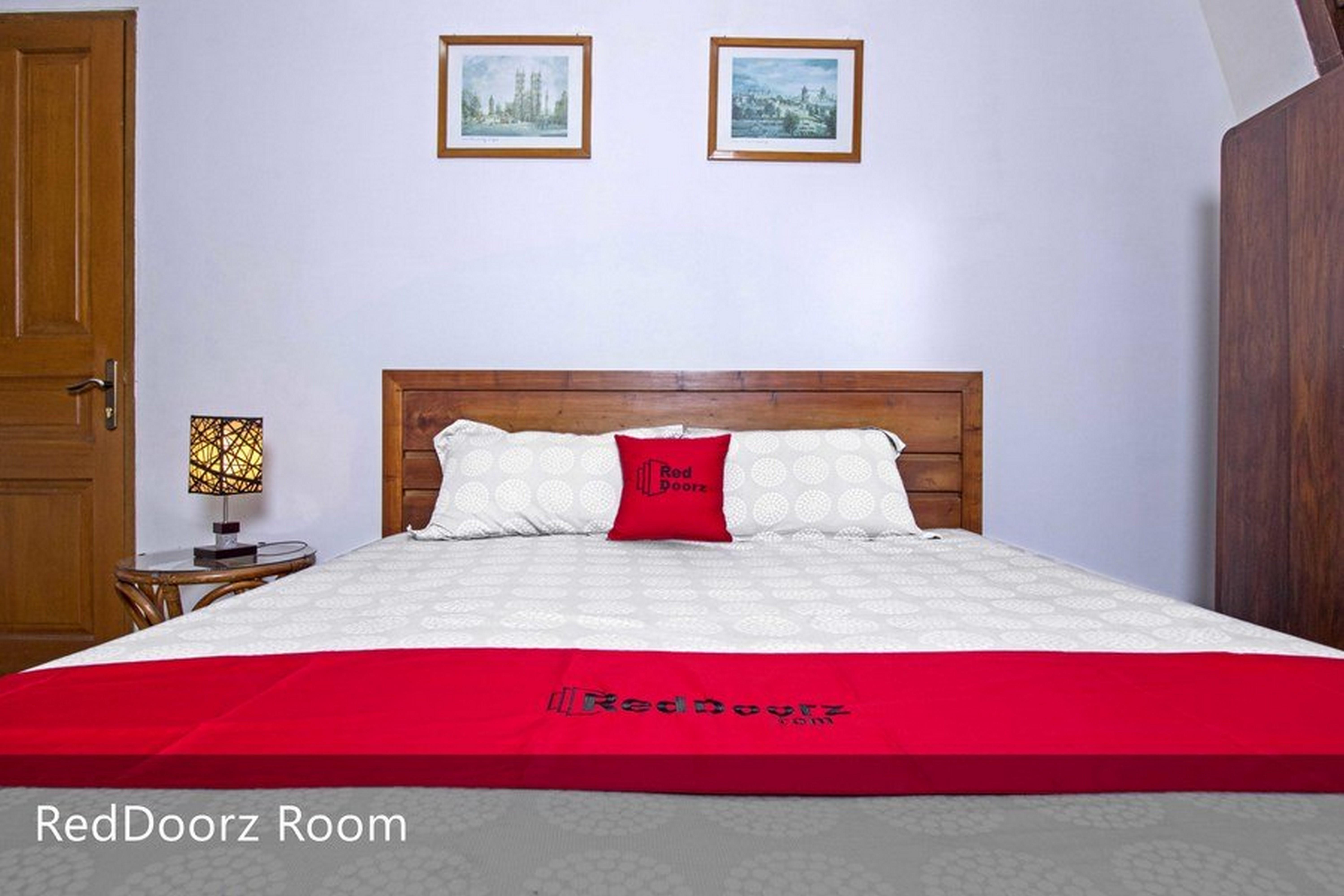 Reddoorz Plus Near Parahyangan University Bandung Extérieur photo