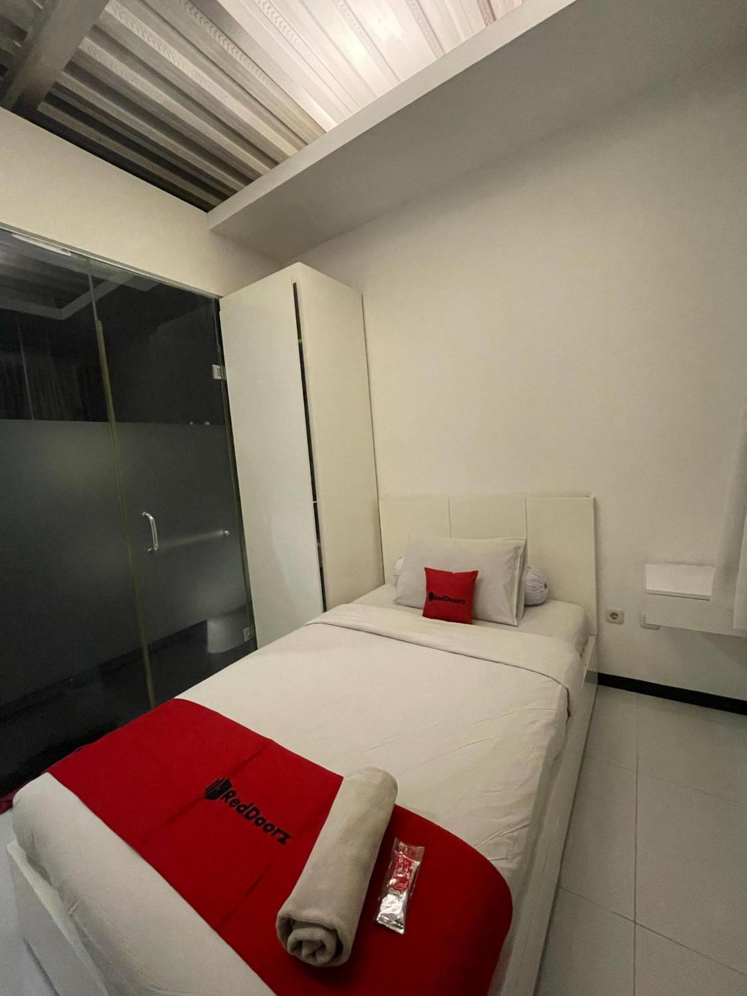 Reddoorz Plus Near Parahyangan University Bandung Extérieur photo