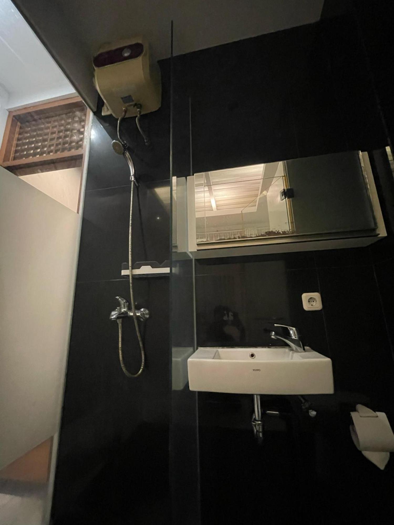 Reddoorz Plus Near Parahyangan University Bandung Extérieur photo