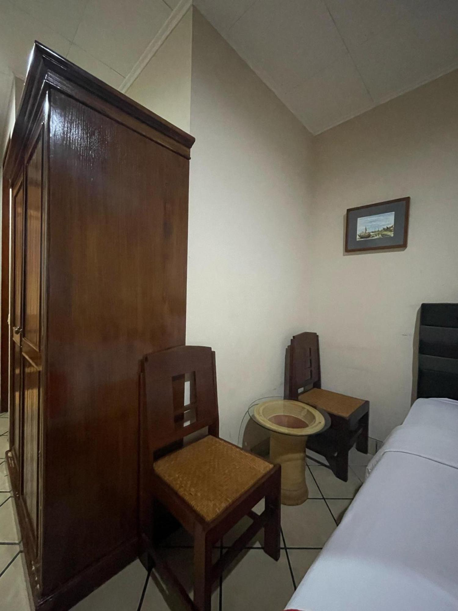 Reddoorz Plus Near Parahyangan University Bandung Extérieur photo